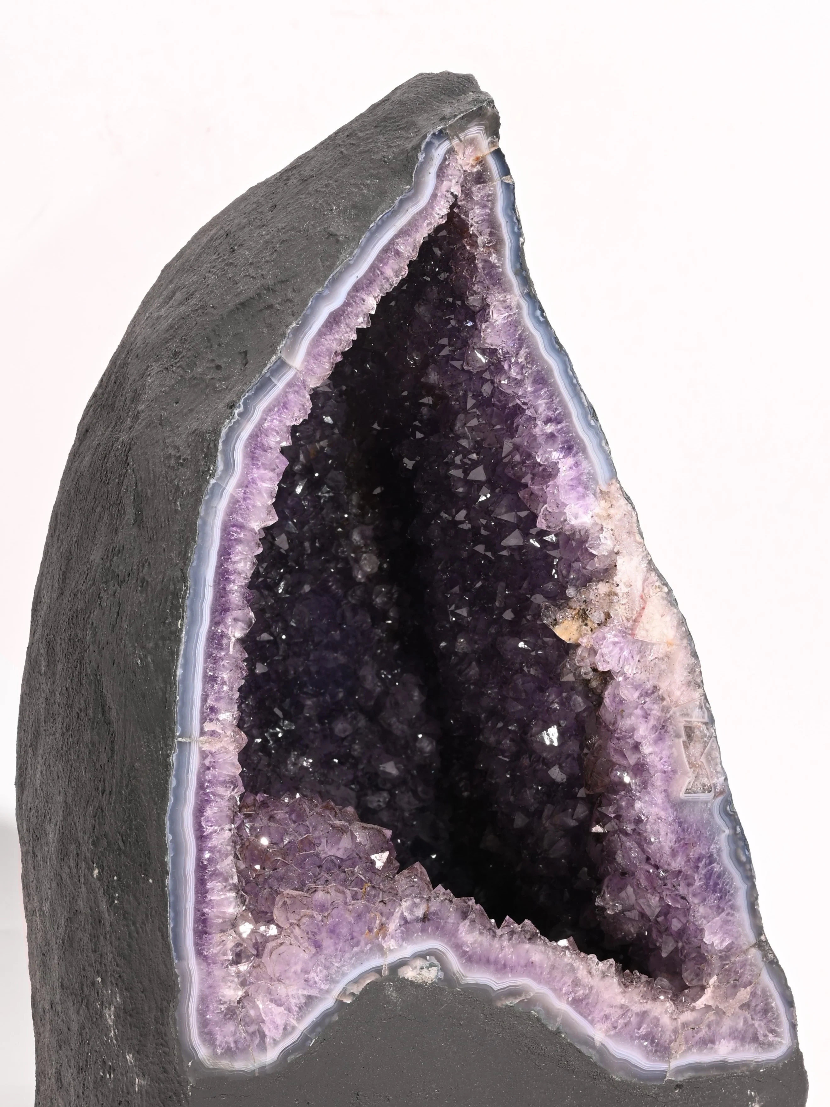 Amethyst Cathedral - Image 74
