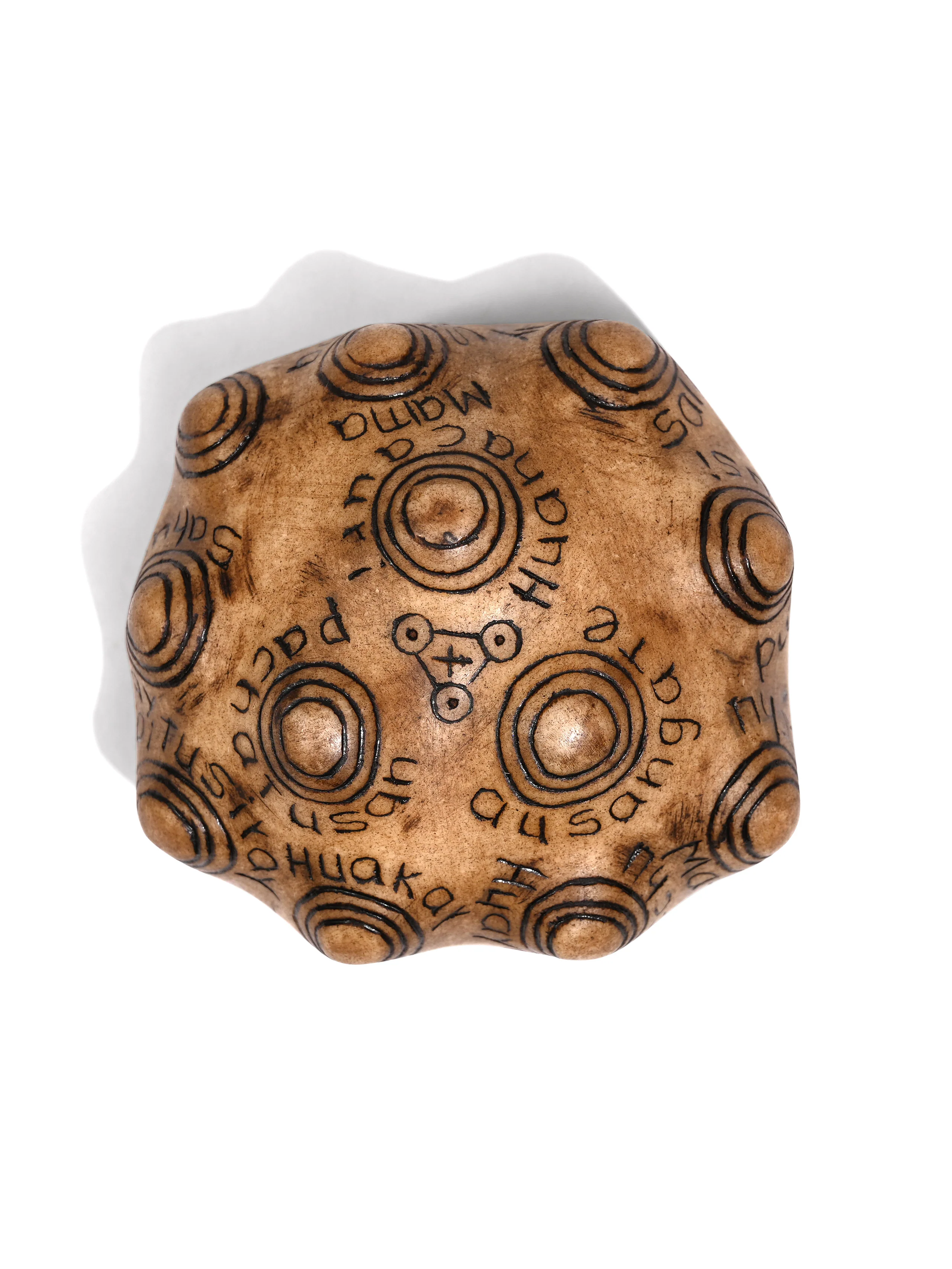 Apus de Doce Tutelary Mountains Carving - Image 2