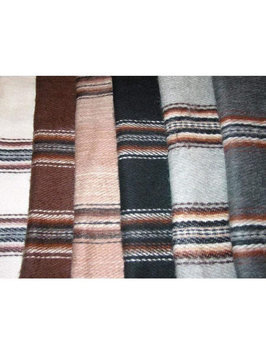 Bolivian "Illimani" Poncho with Hood - Image 3