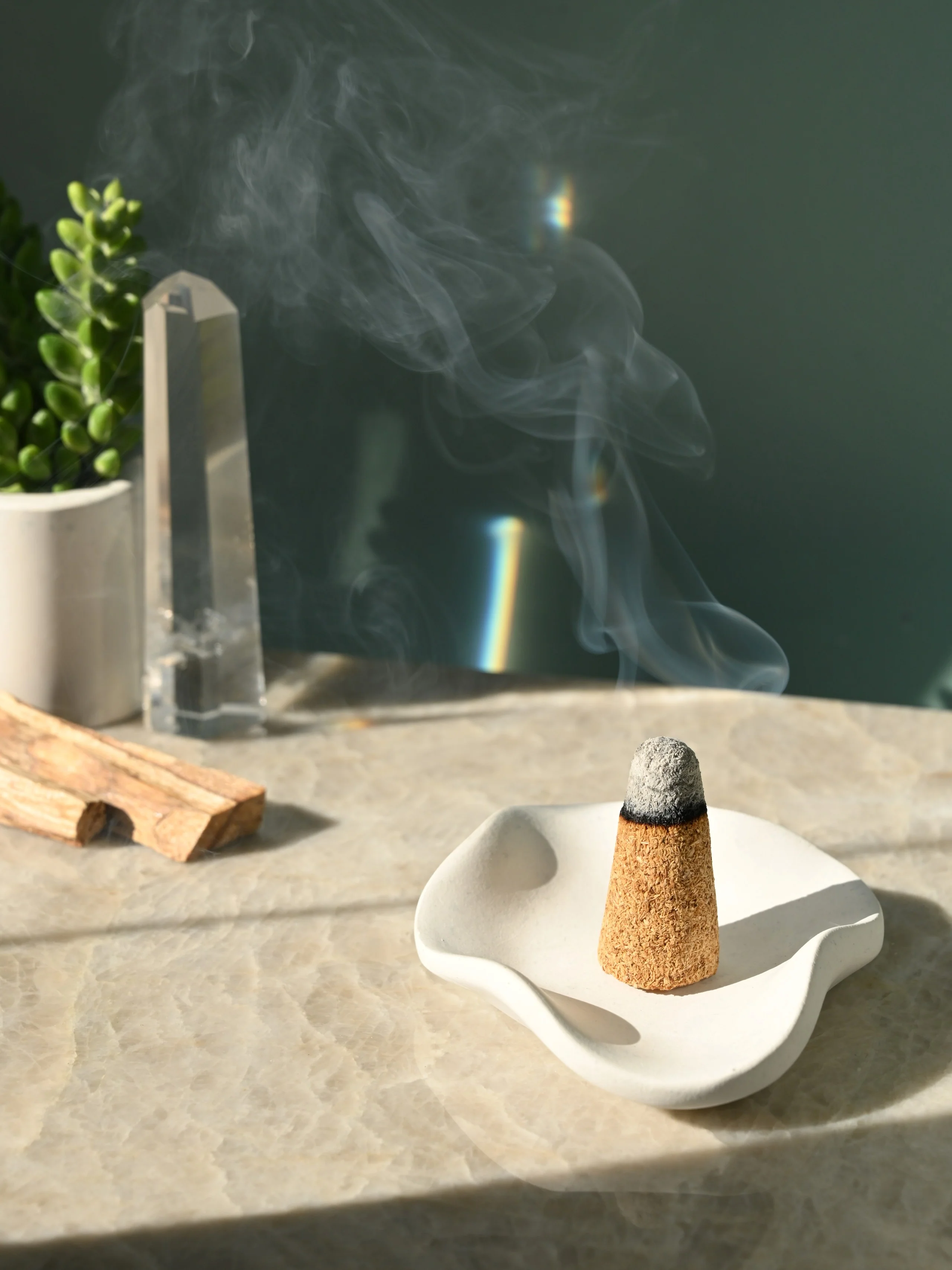 Concrete Wavy Tray