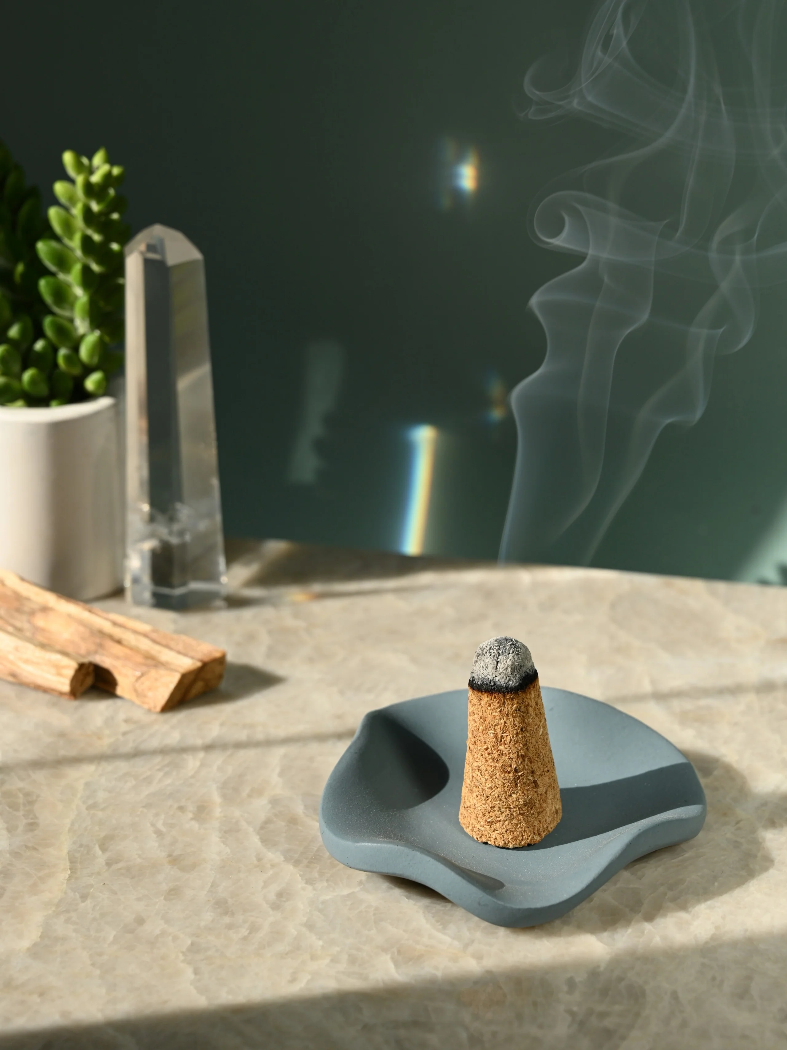 Concrete Wavy Tray - Image 10