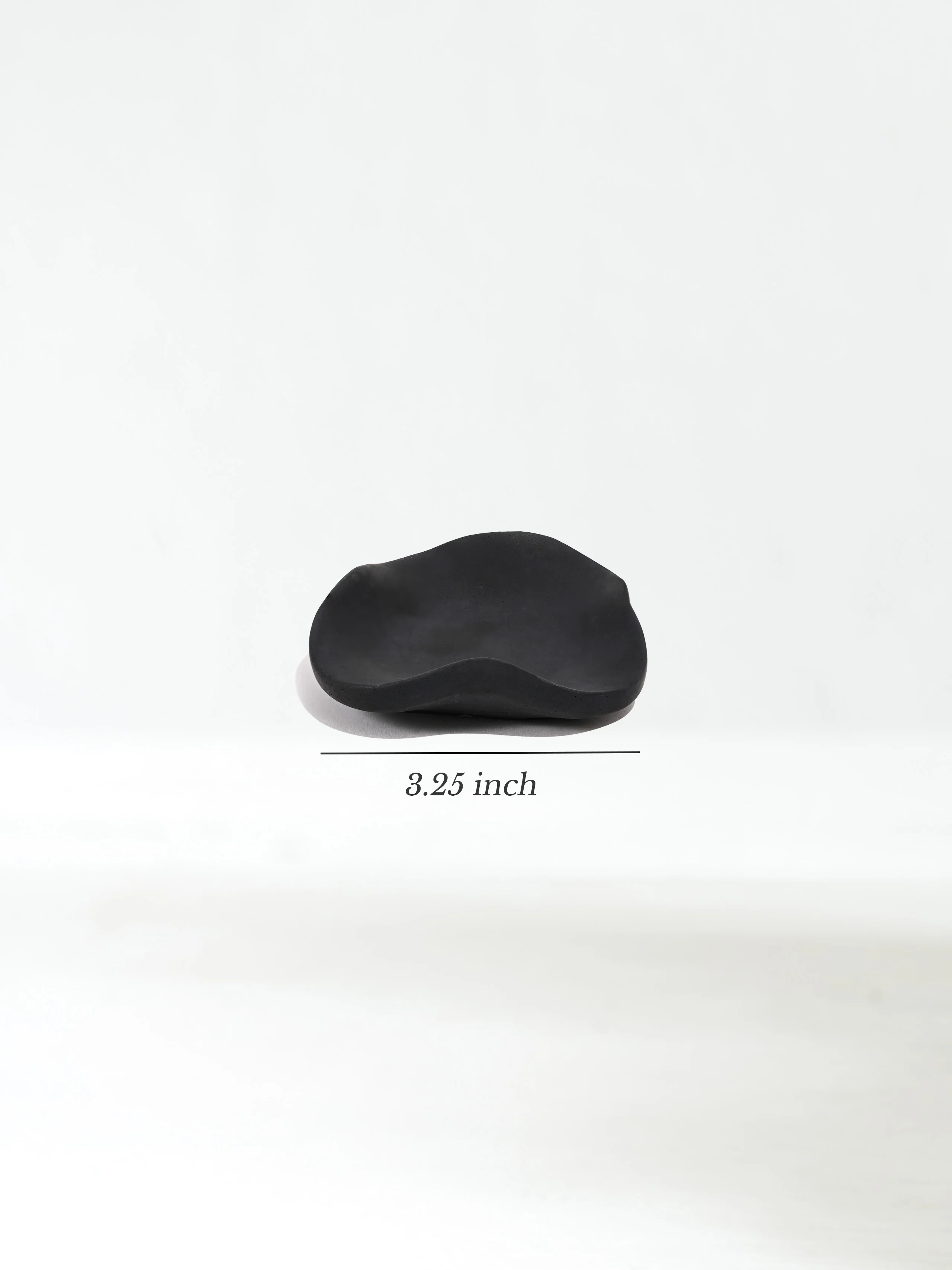 Concrete Wavy Tray - Image 9