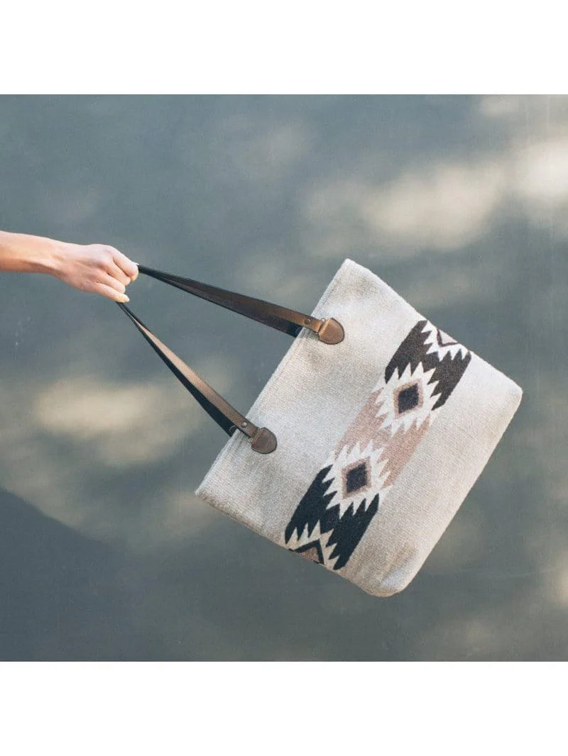 Coyote Tote - Image 2