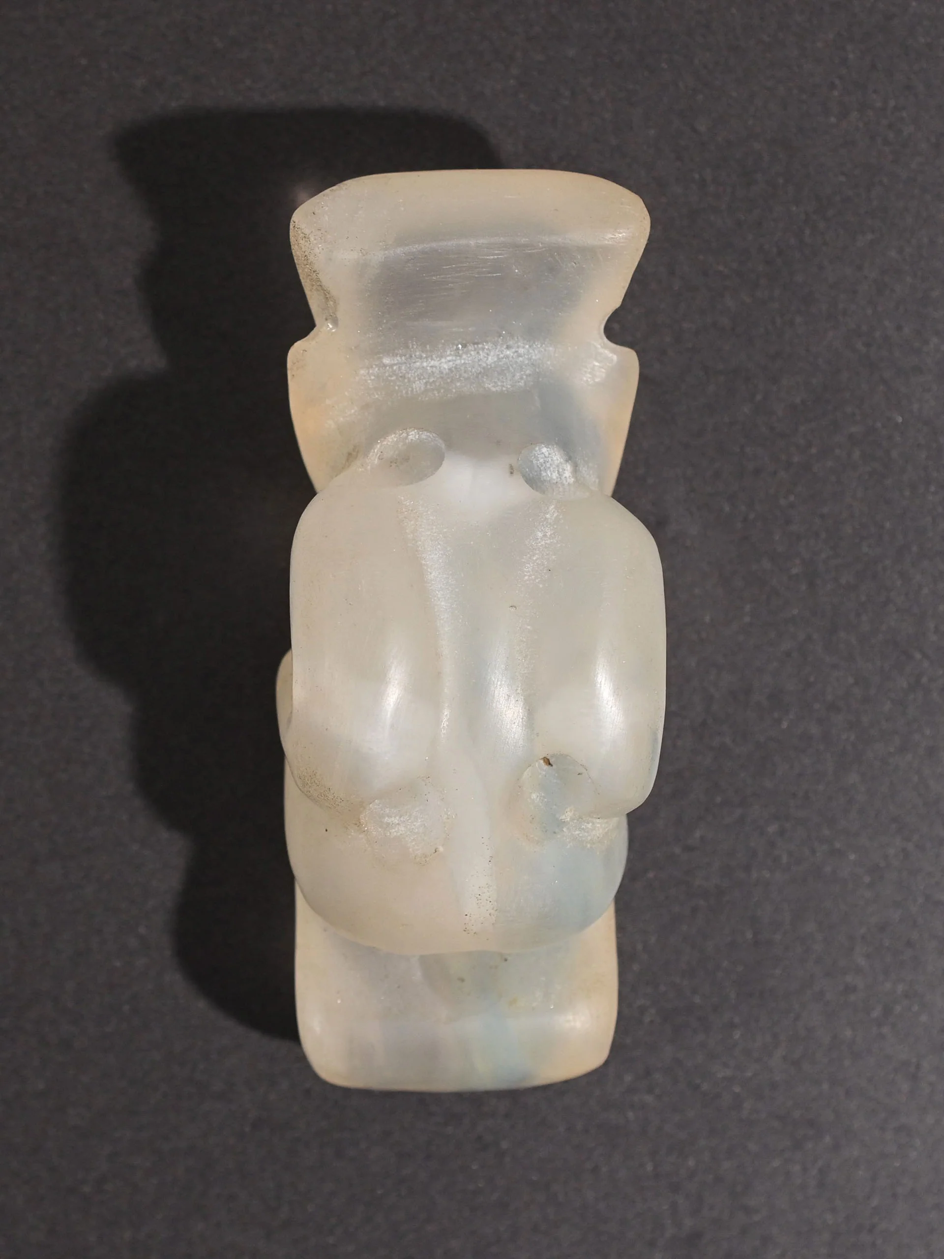 Hongshan Crystal Carved Shaman-figure - Image 8