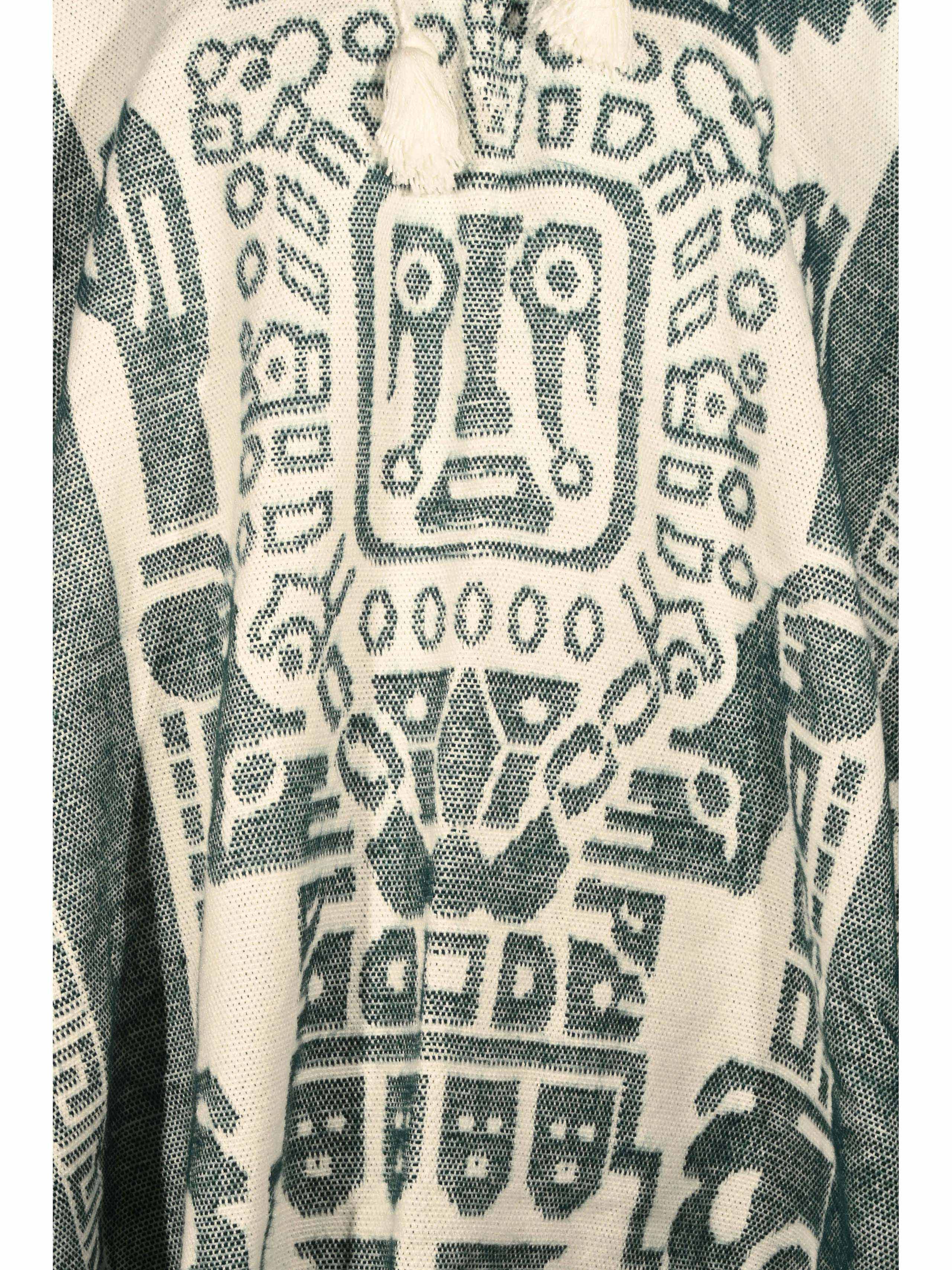 Hooded Artisan Andean Poncho - Puno - Image 11
