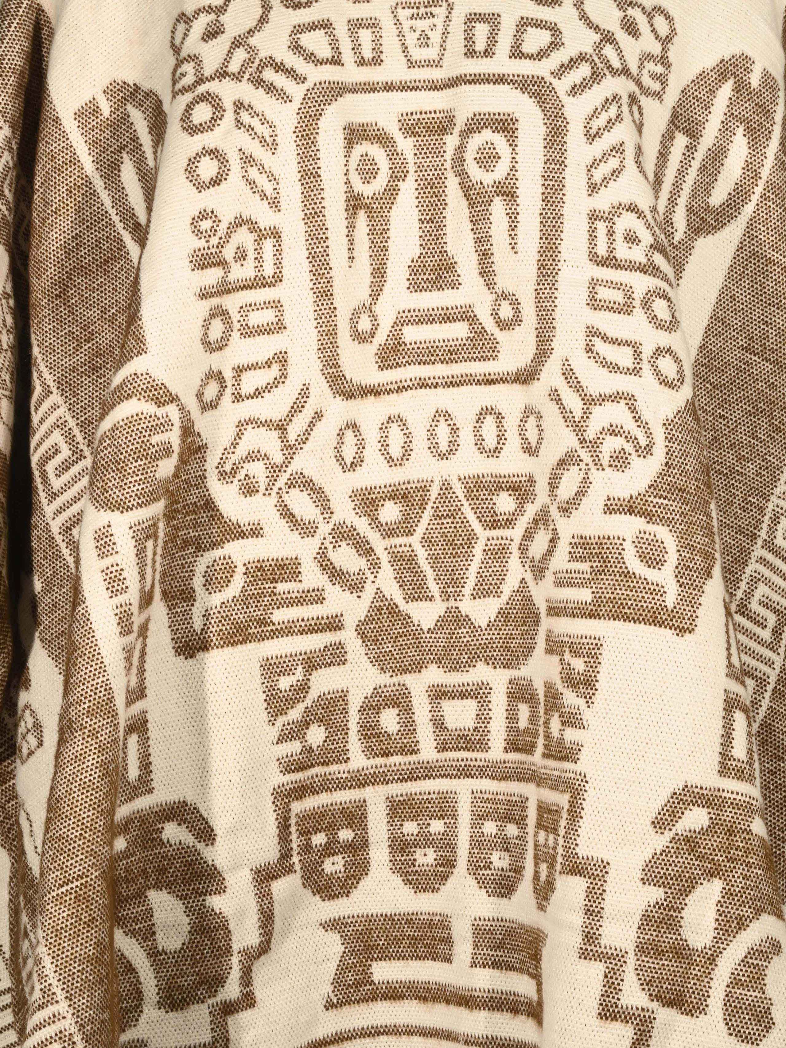 Hooded Artisan Andean Poncho - Puno - Image 8