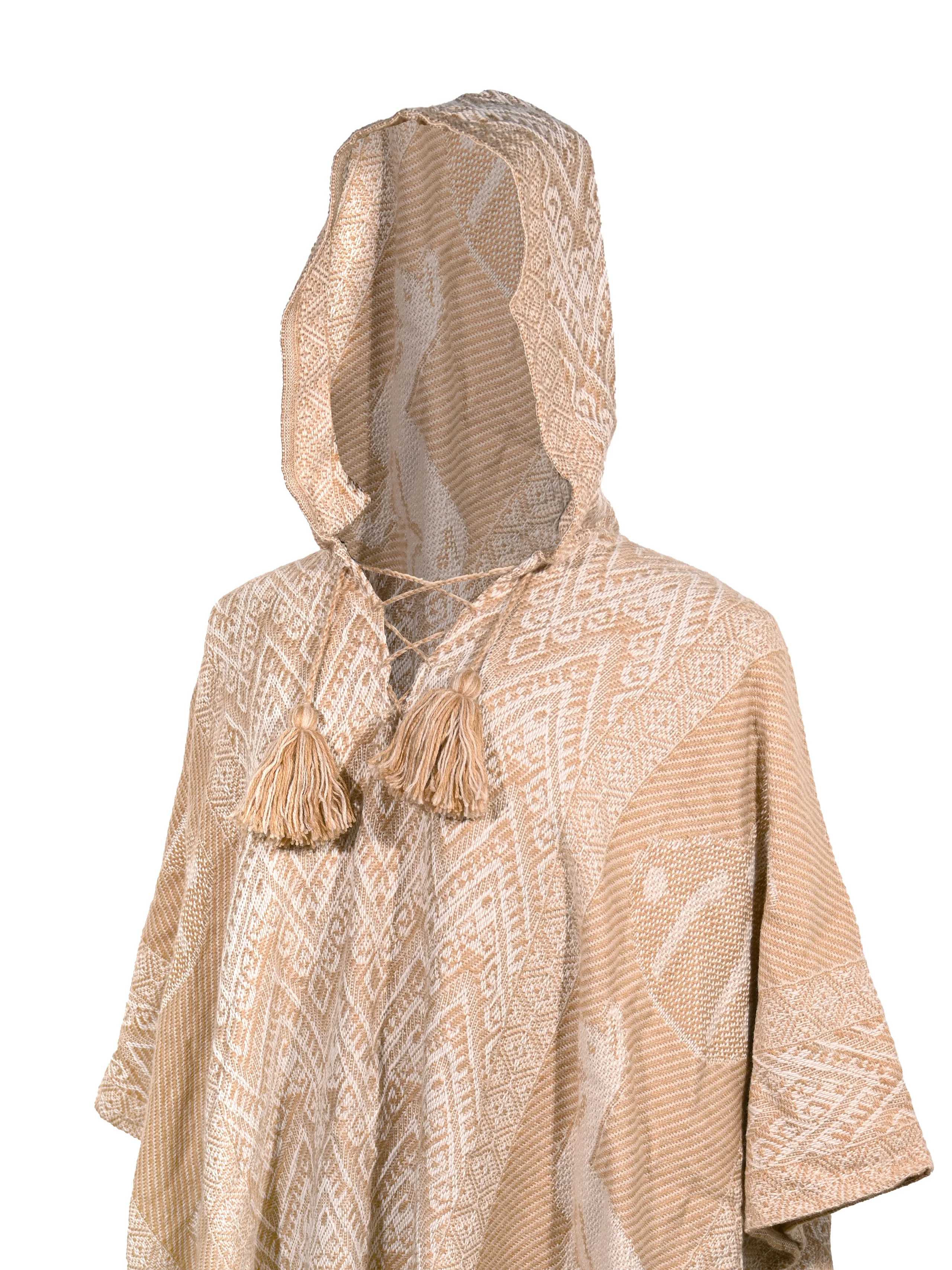 Hooded Peruvian Poncho - Urubamba - Image 13