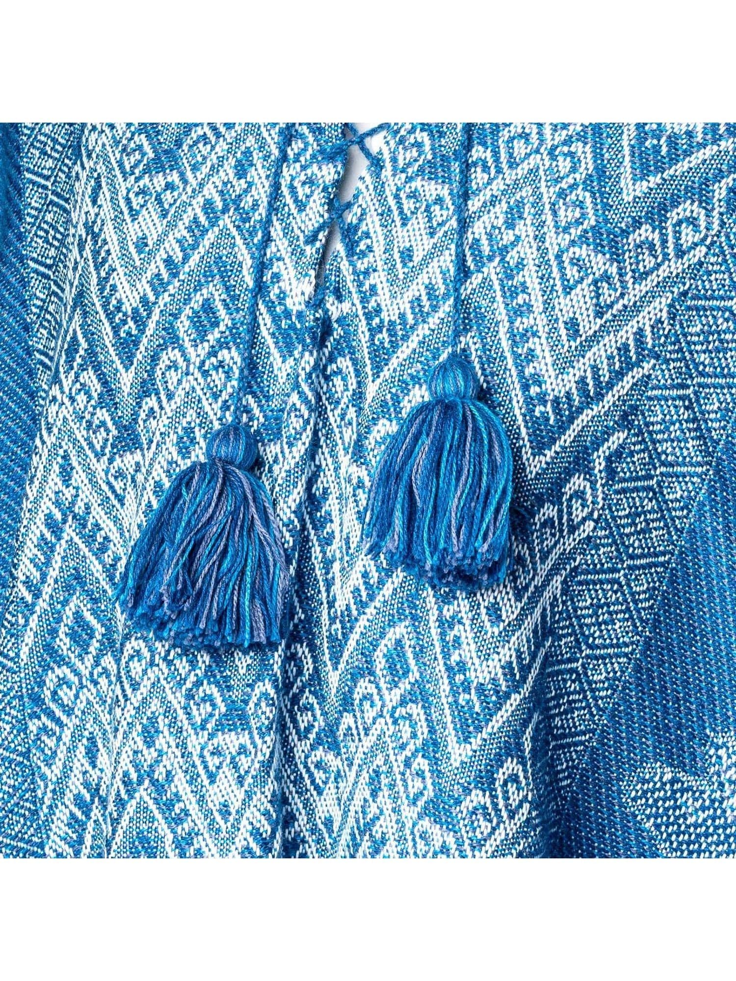 Hooded Peruvian Poncho - Urubamba - Image 4