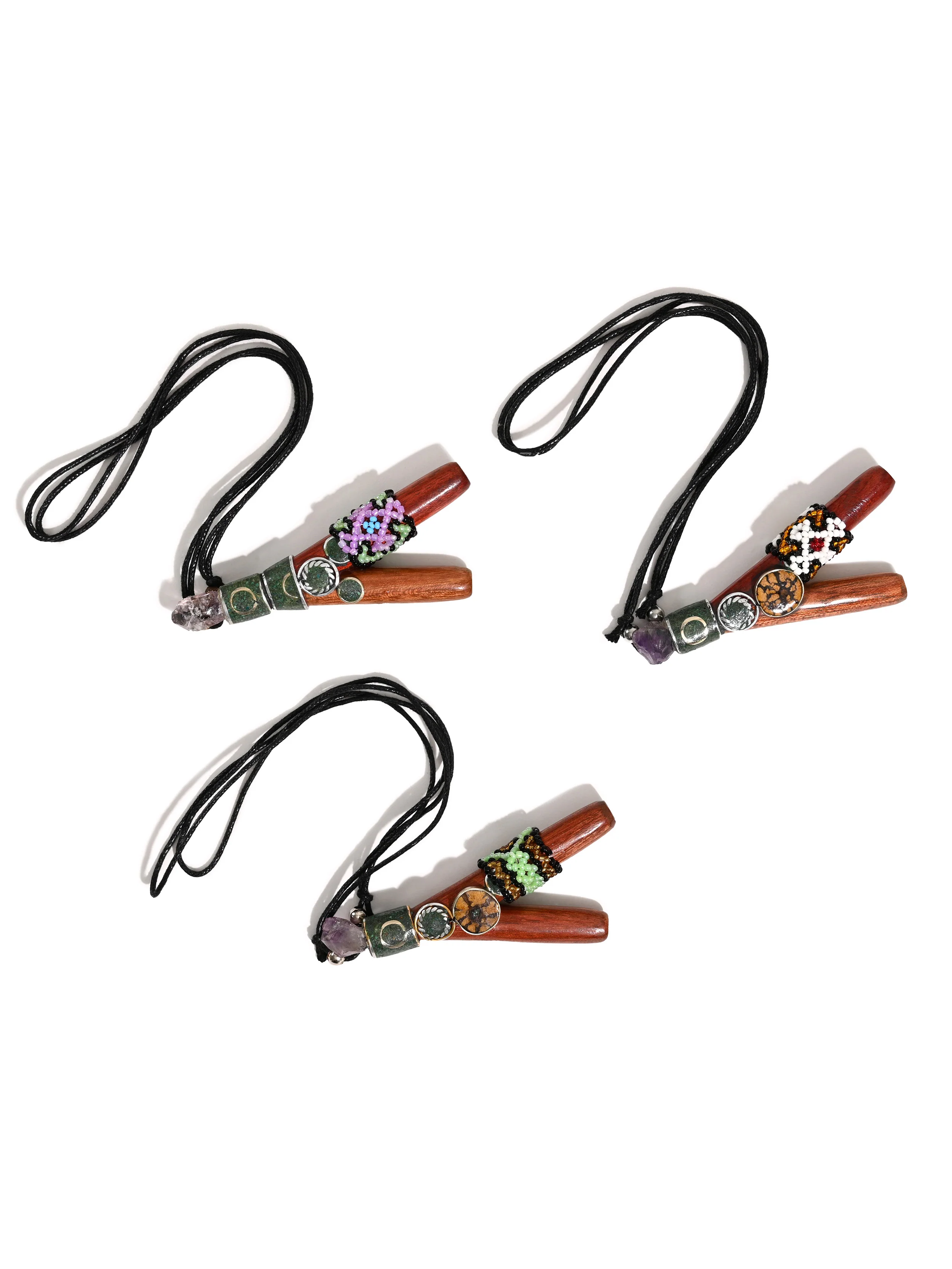 Kuripe Pipe with Stone Inlay - Image 9