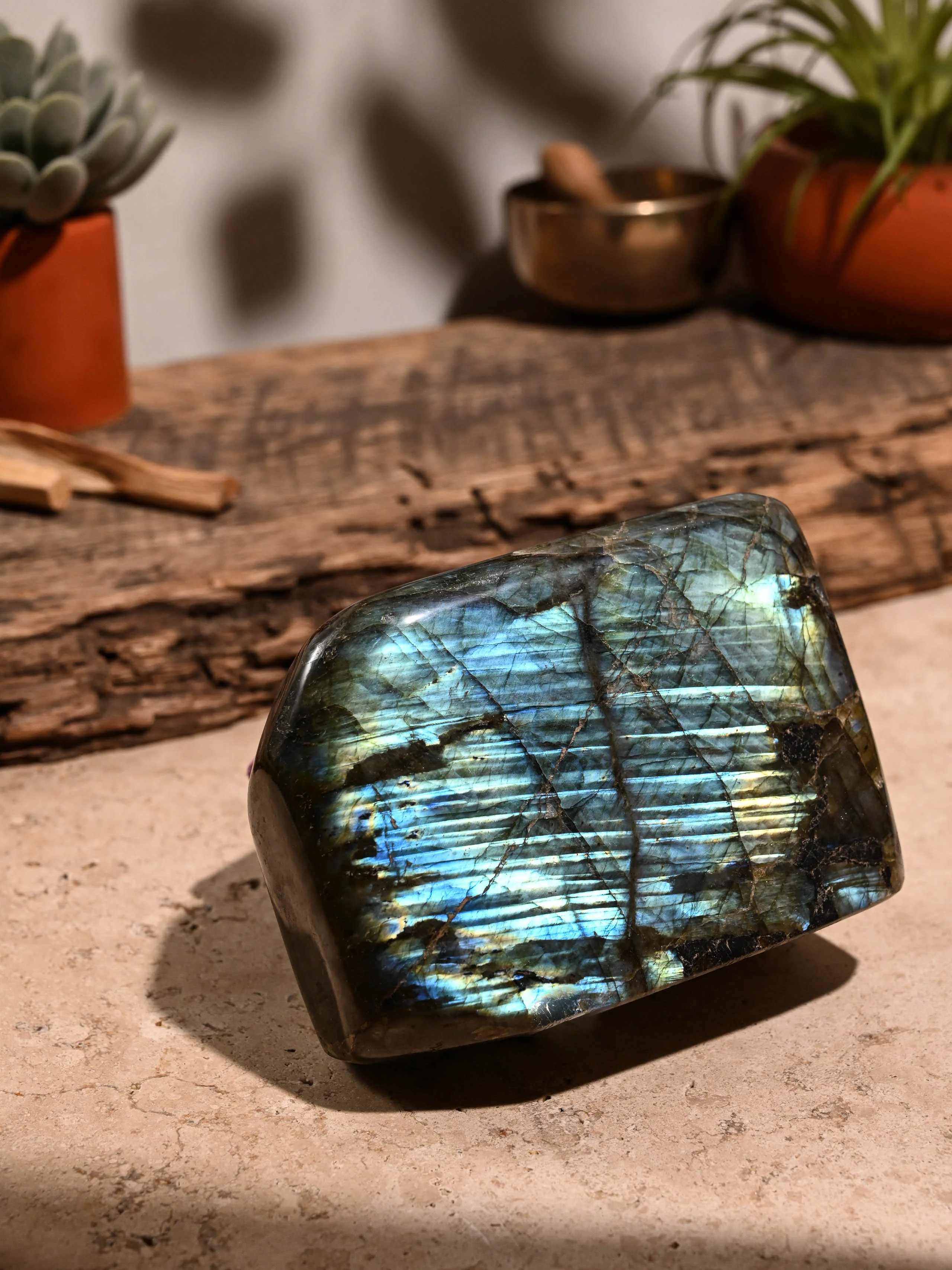 Labradorite Stone - Image 7