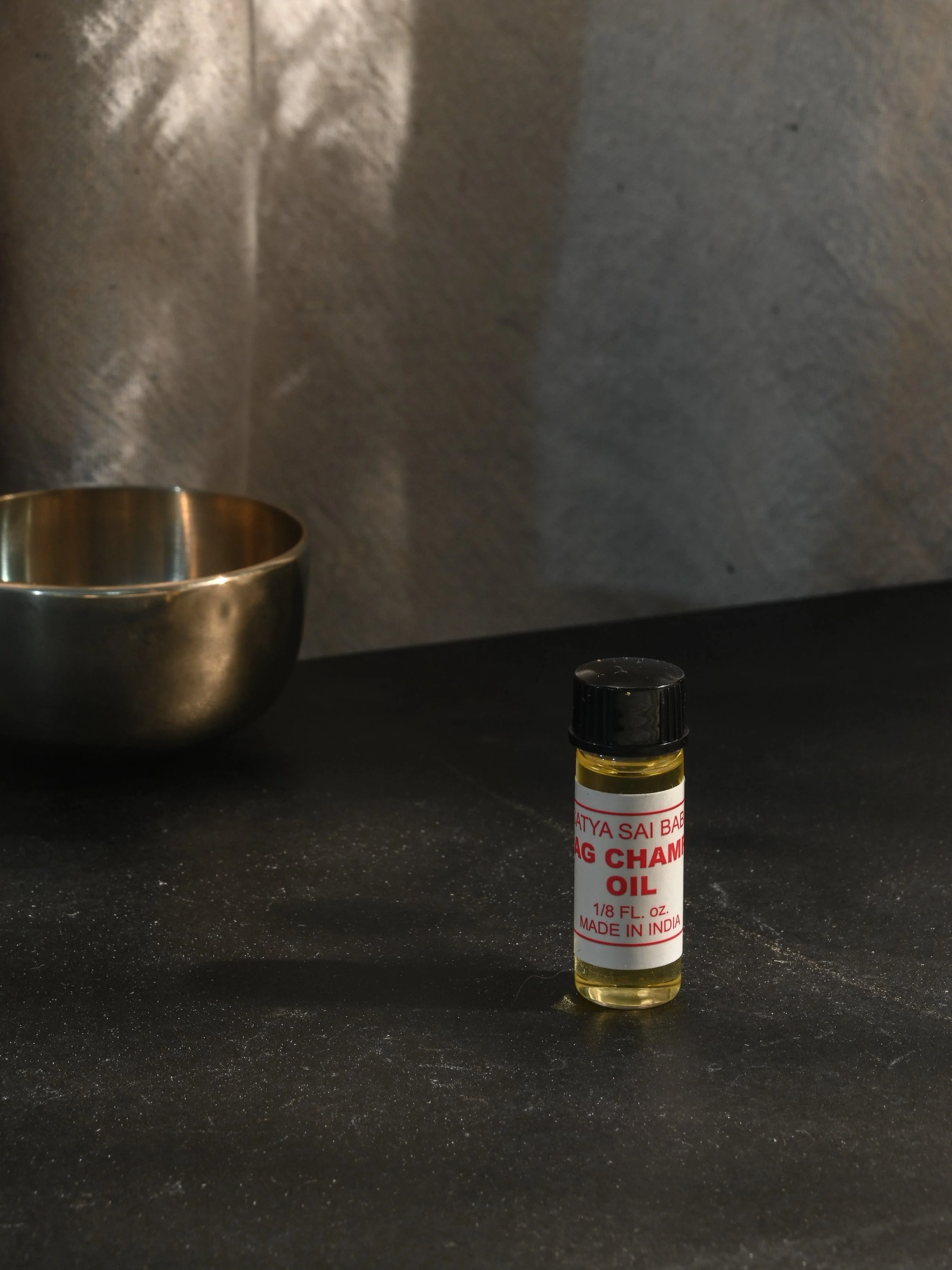 Nag Champa Satya Sai Baba Body Oil 1/8 oz - Image 2