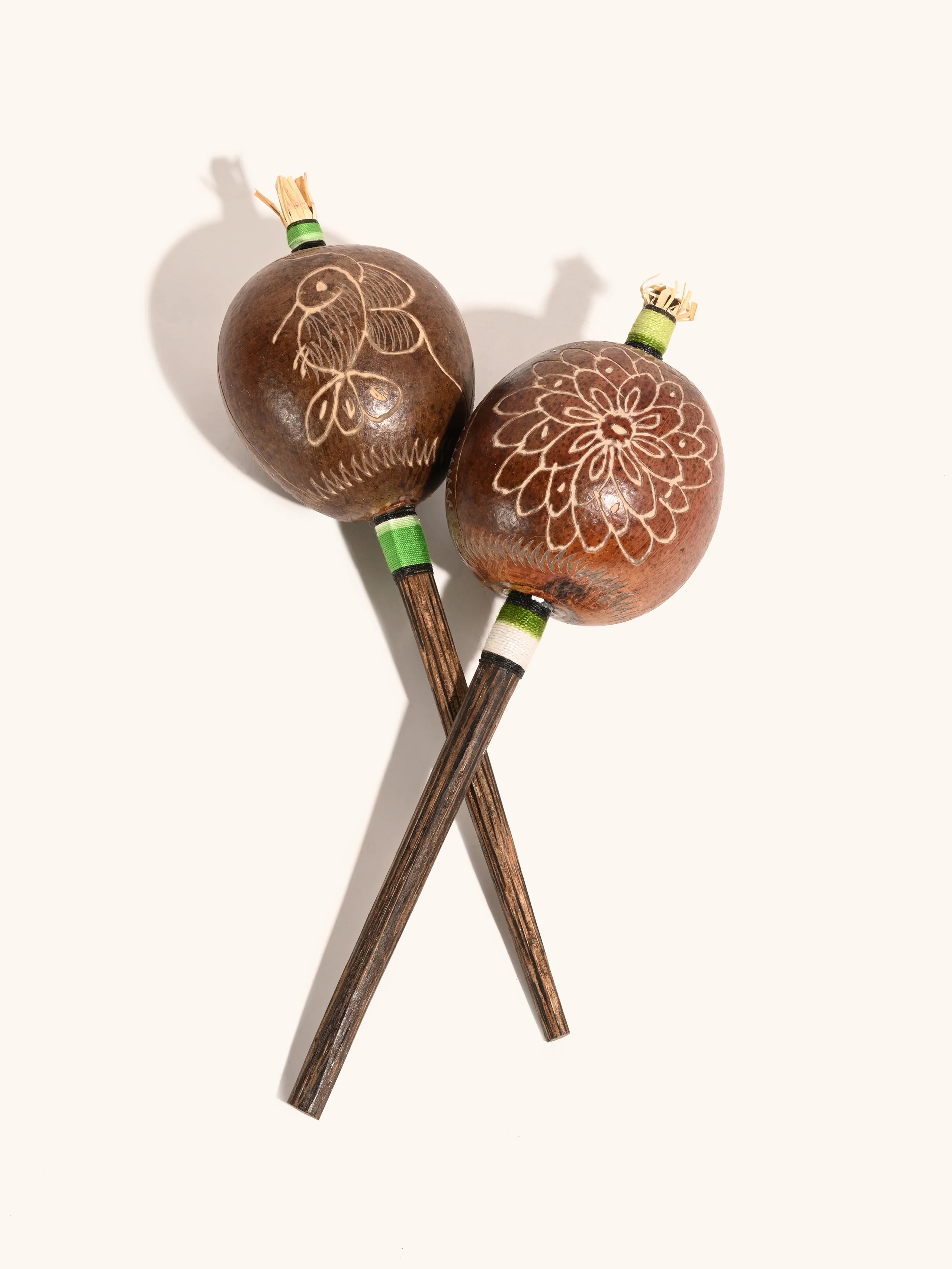 Peruvian Amazon Gourd Rattle - Hummingbird and Flower - Image 7
