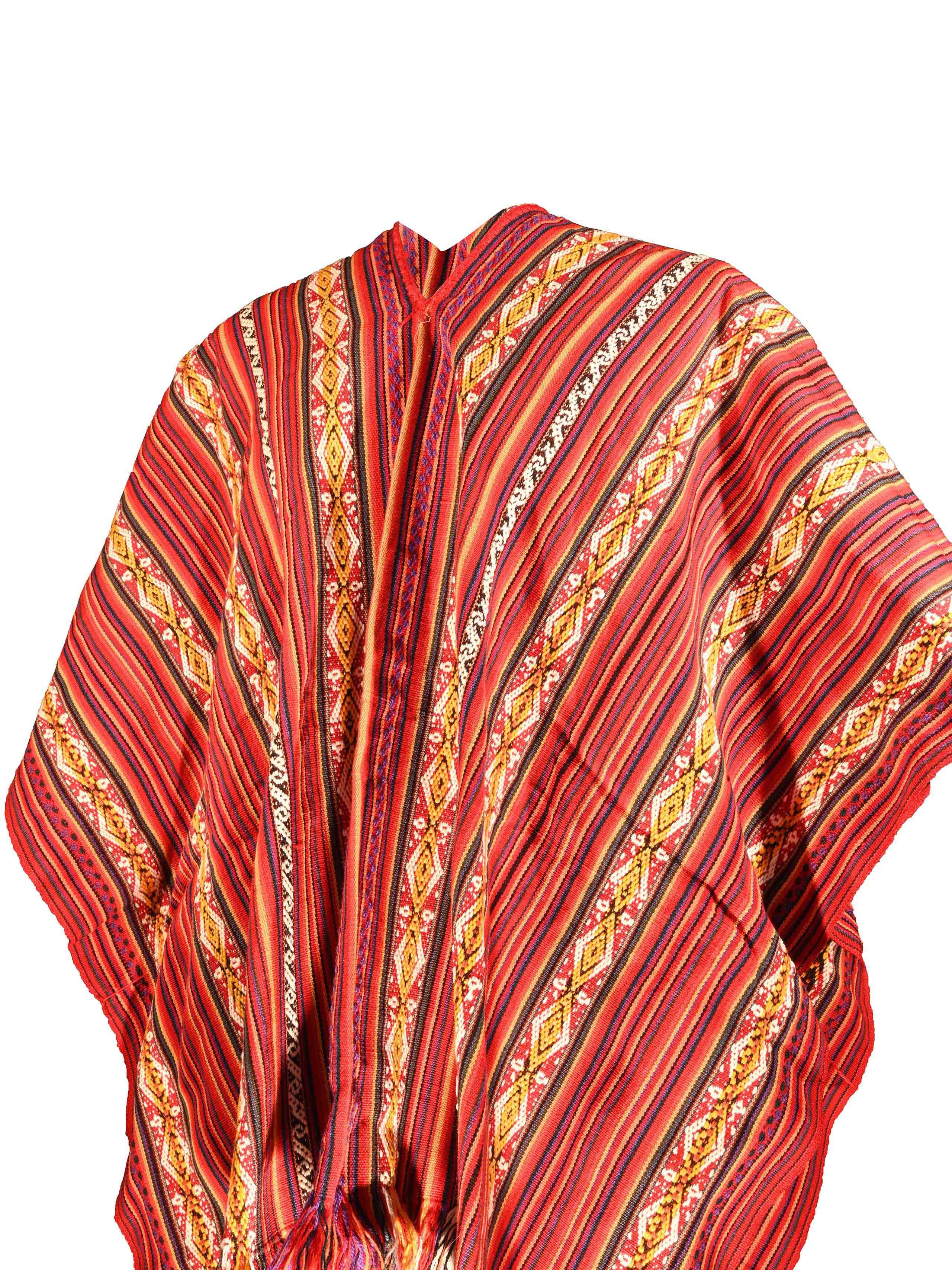 Peruvian Poncho - Kinsa Pata - Image 3