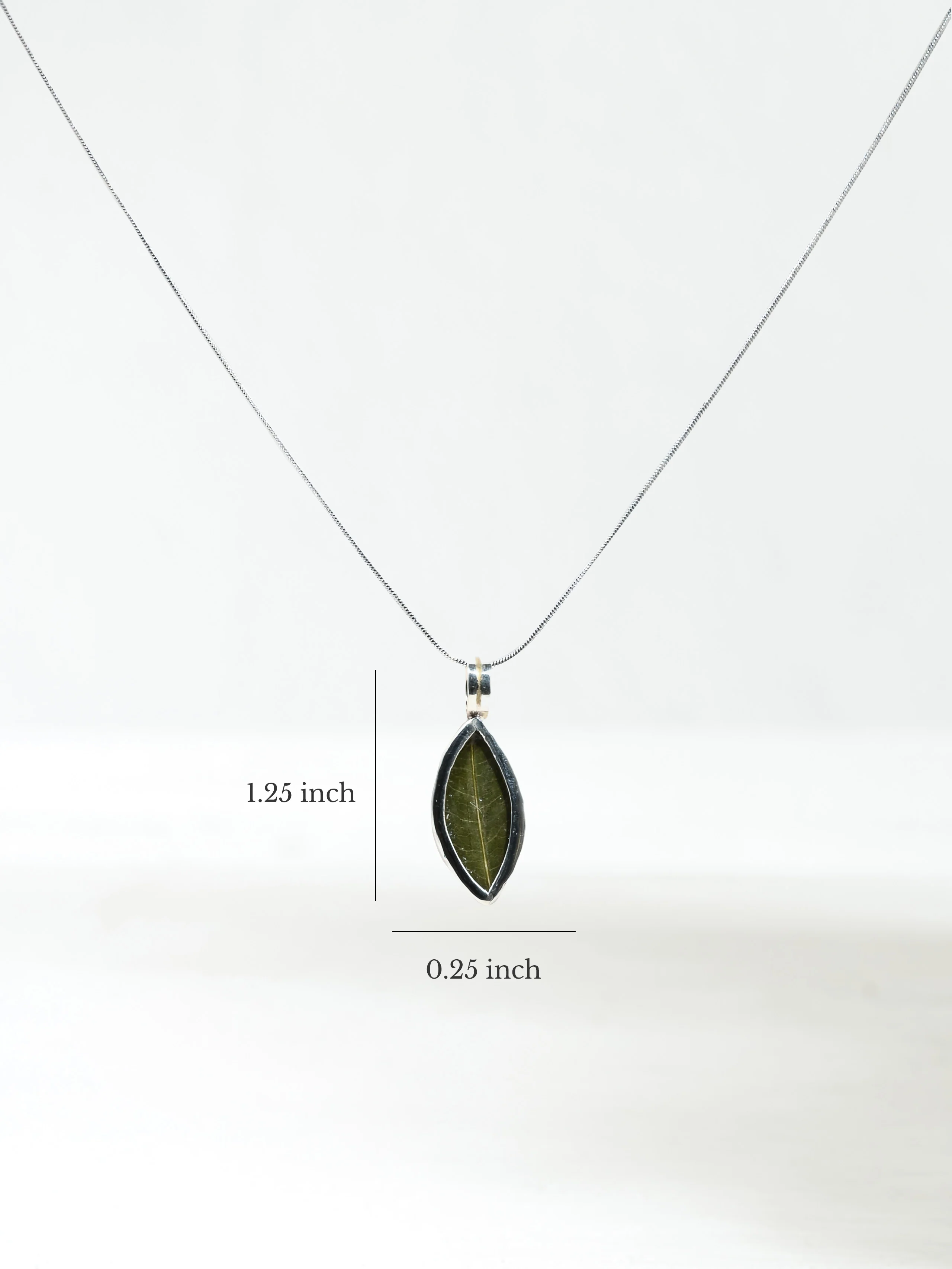 Peruvian Silver Coca Leaf Necklace - Image 5
