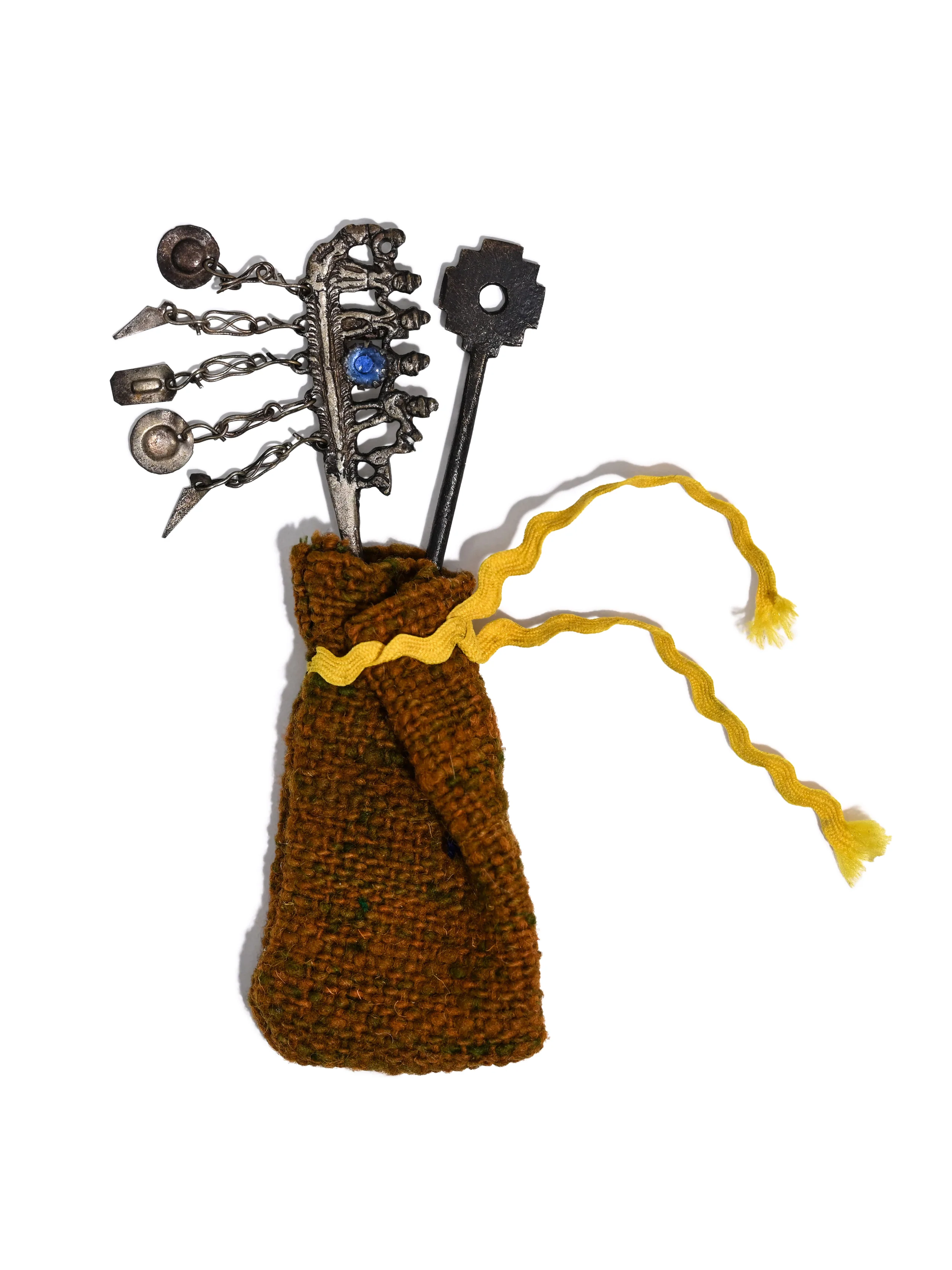 Private Collection Bundle: Threads of Tradition - Image 4