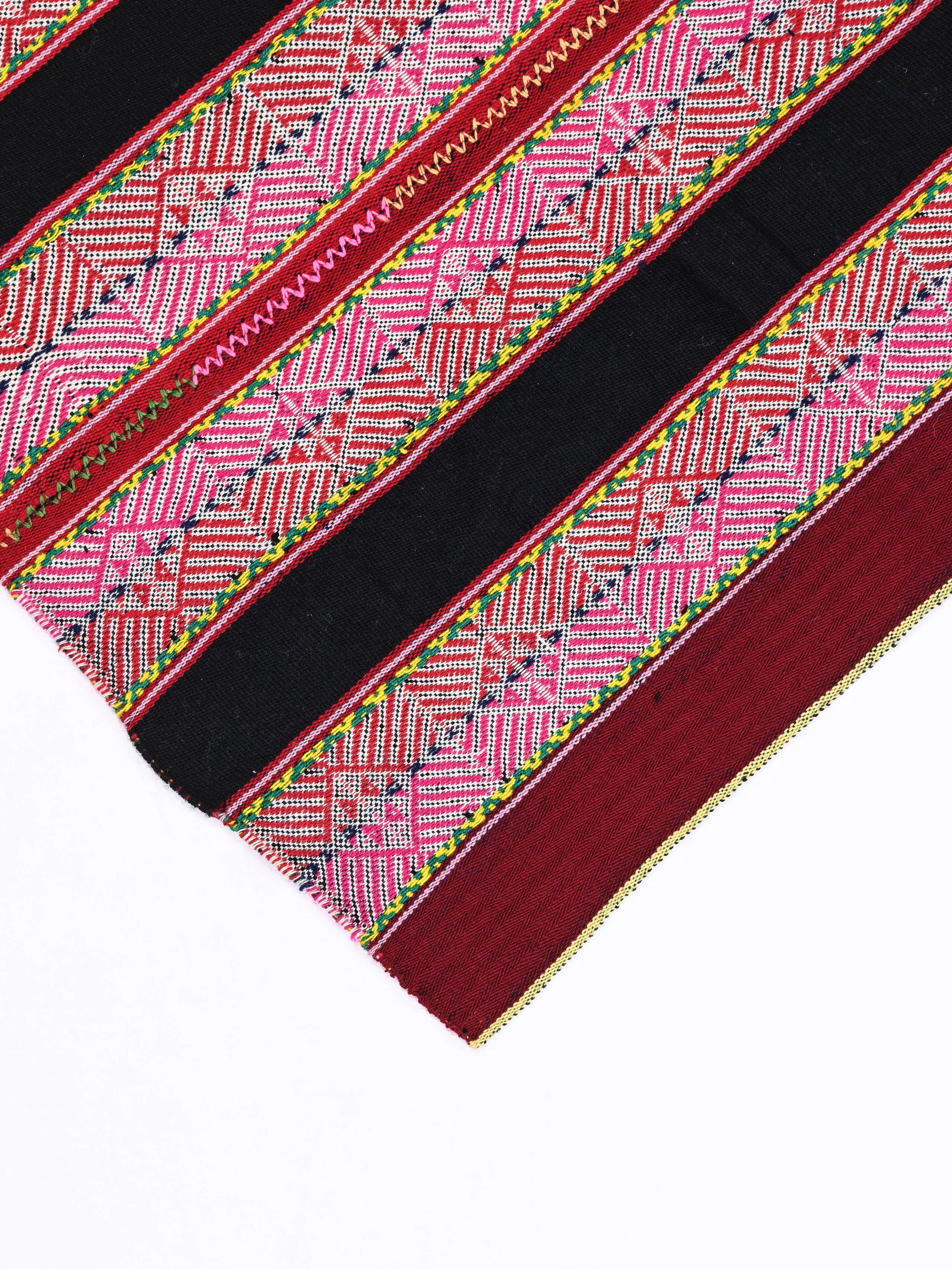 Q'ero Andean Lliklla Mestana Cloth - Chili - Image 3