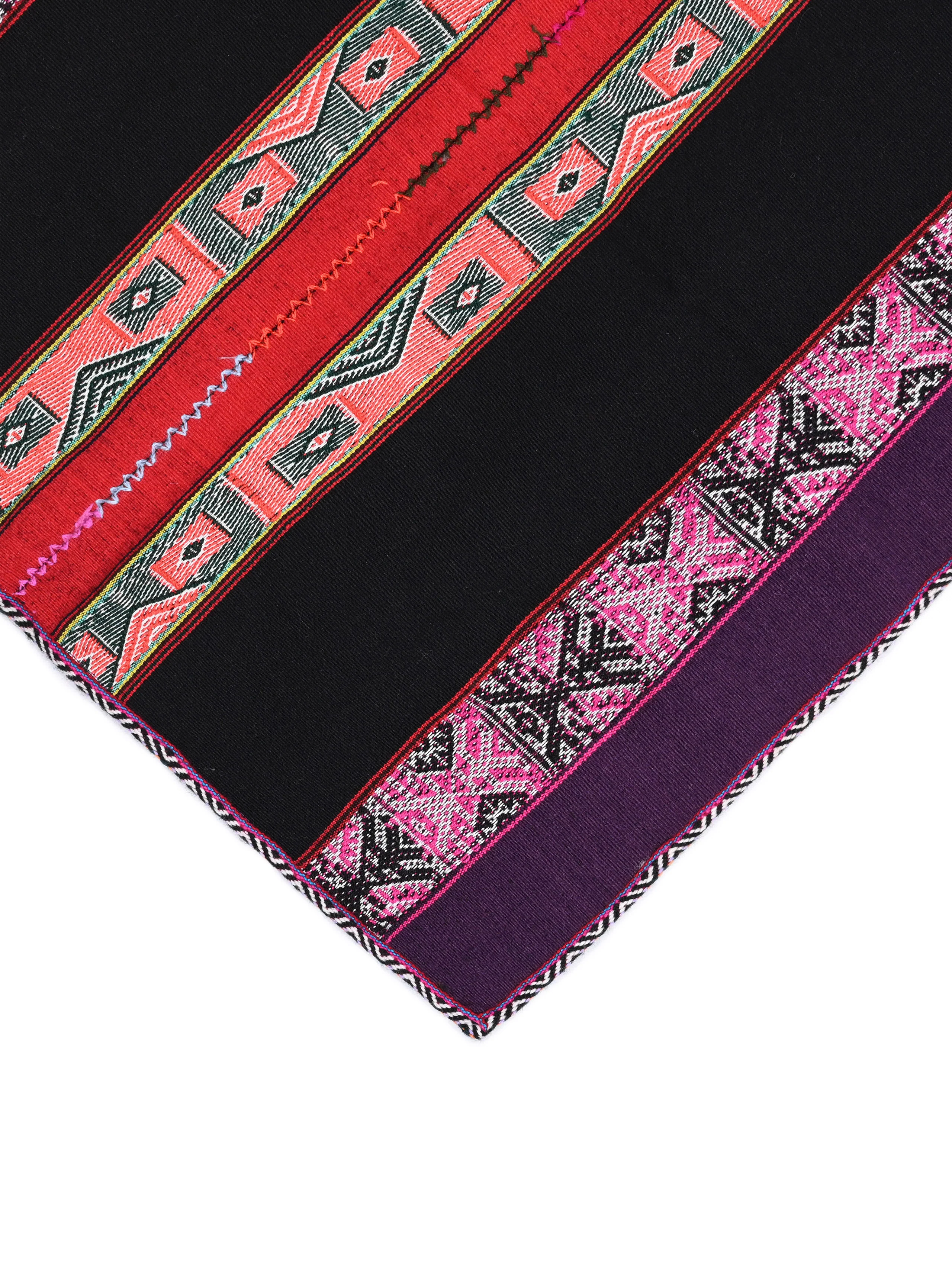 Q'ero Andean Lliklla Mestana Cloth - Inkarri - Image 3
