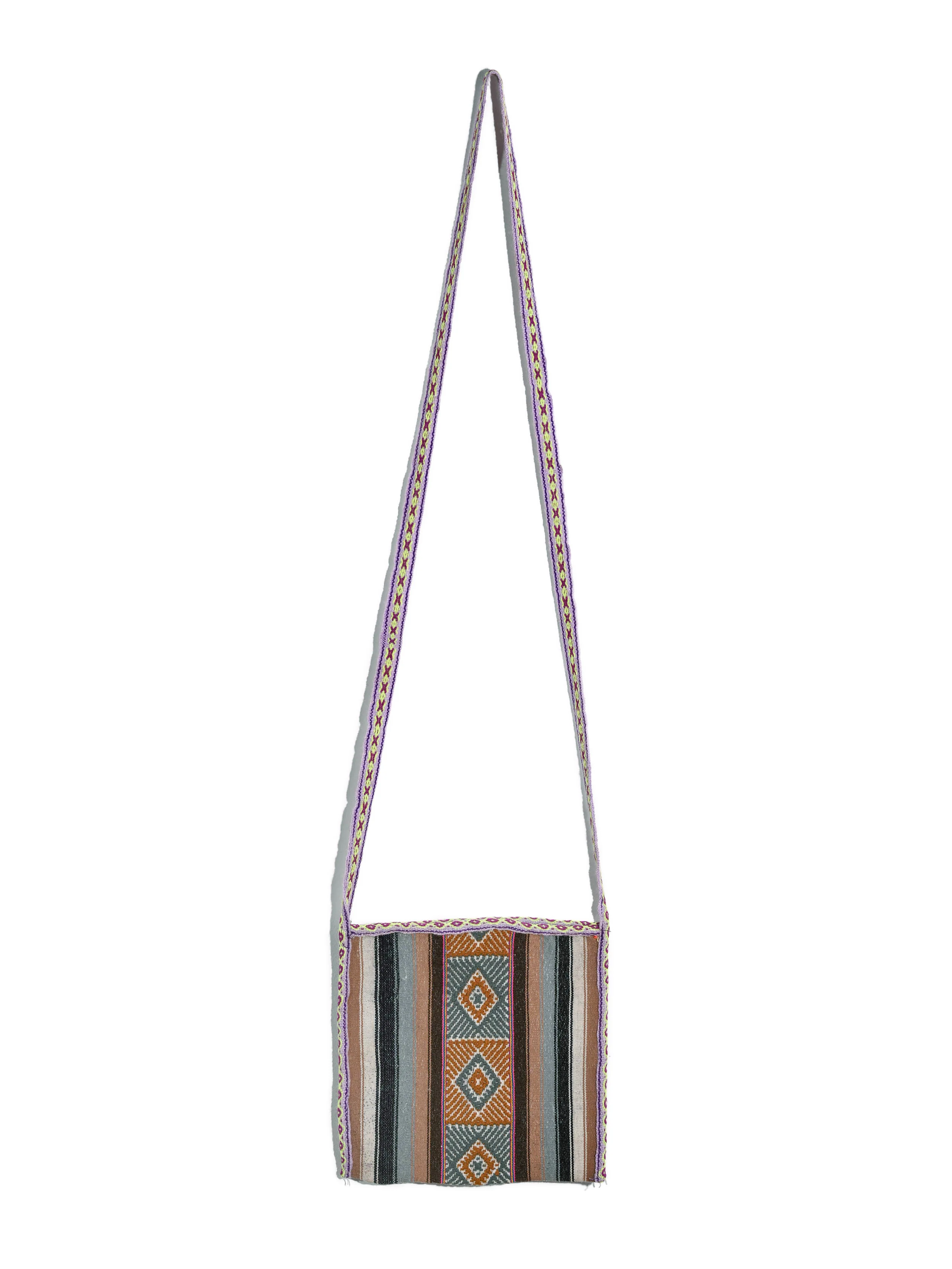Q'ero Ch'uspa Coca Leaf Bag with Strap - Image 3