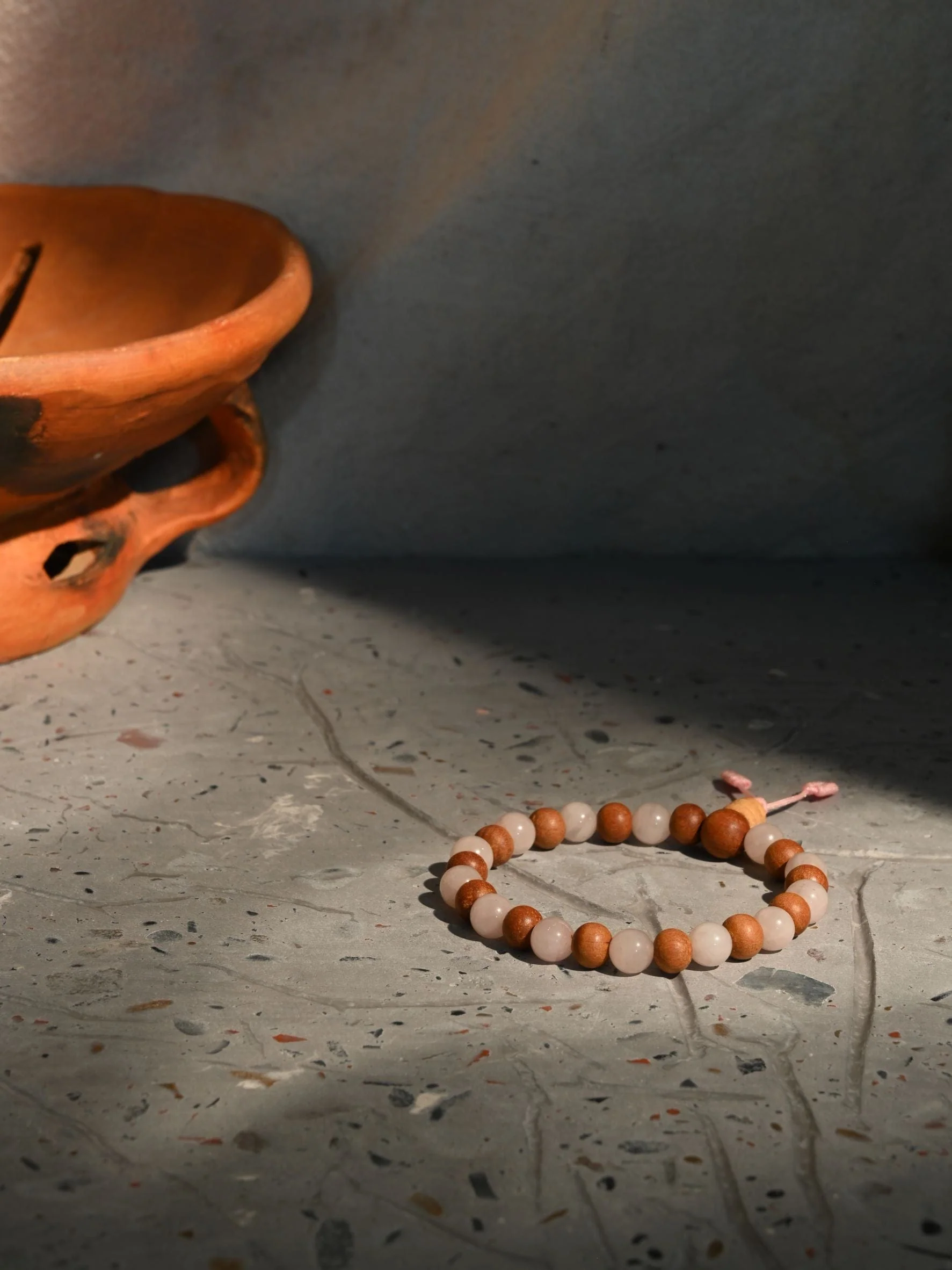 Rose Quartz & Sandalwood Wrist Mala - Image 2