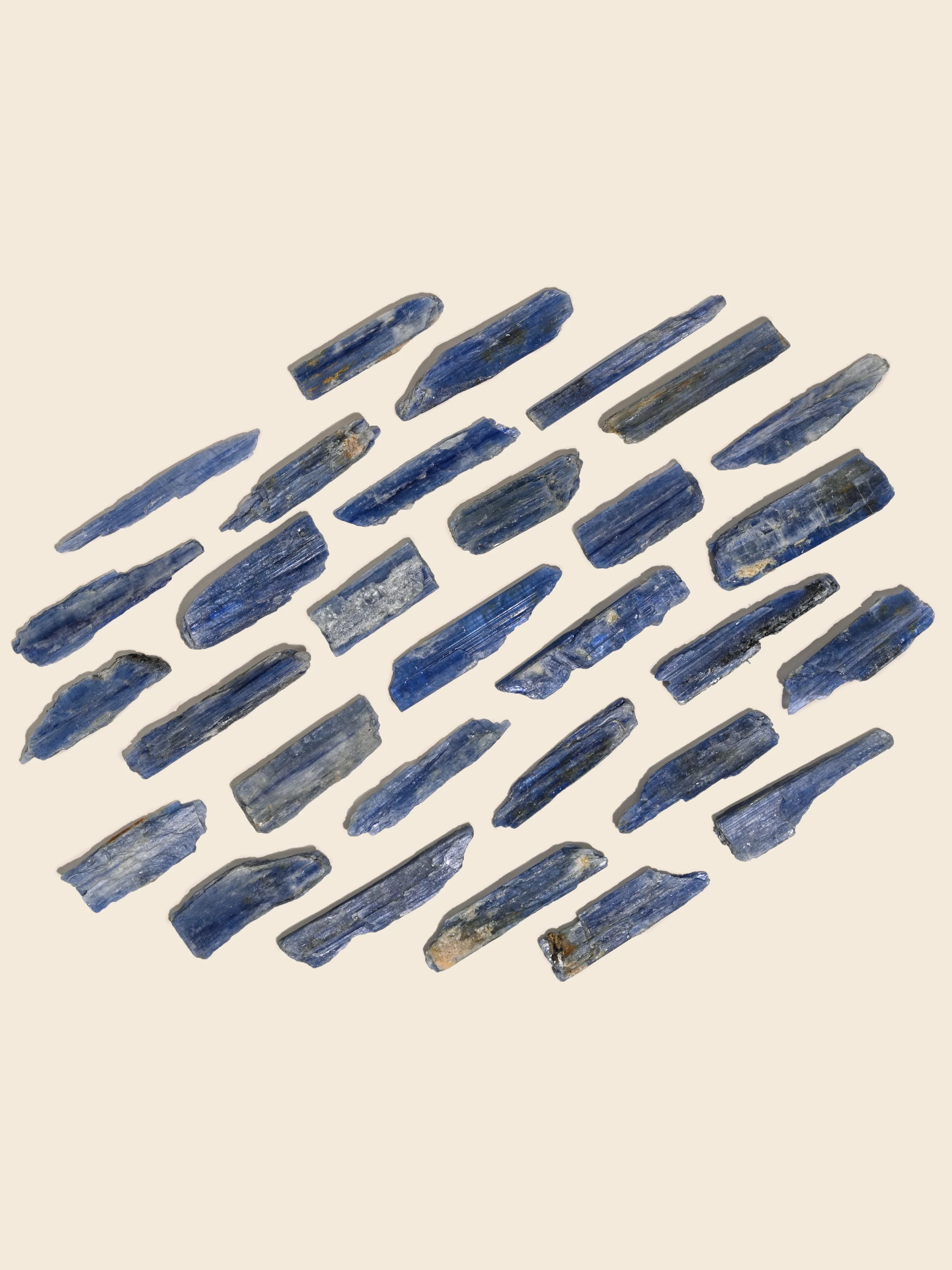 Rough Blue Kyanite - Image 11