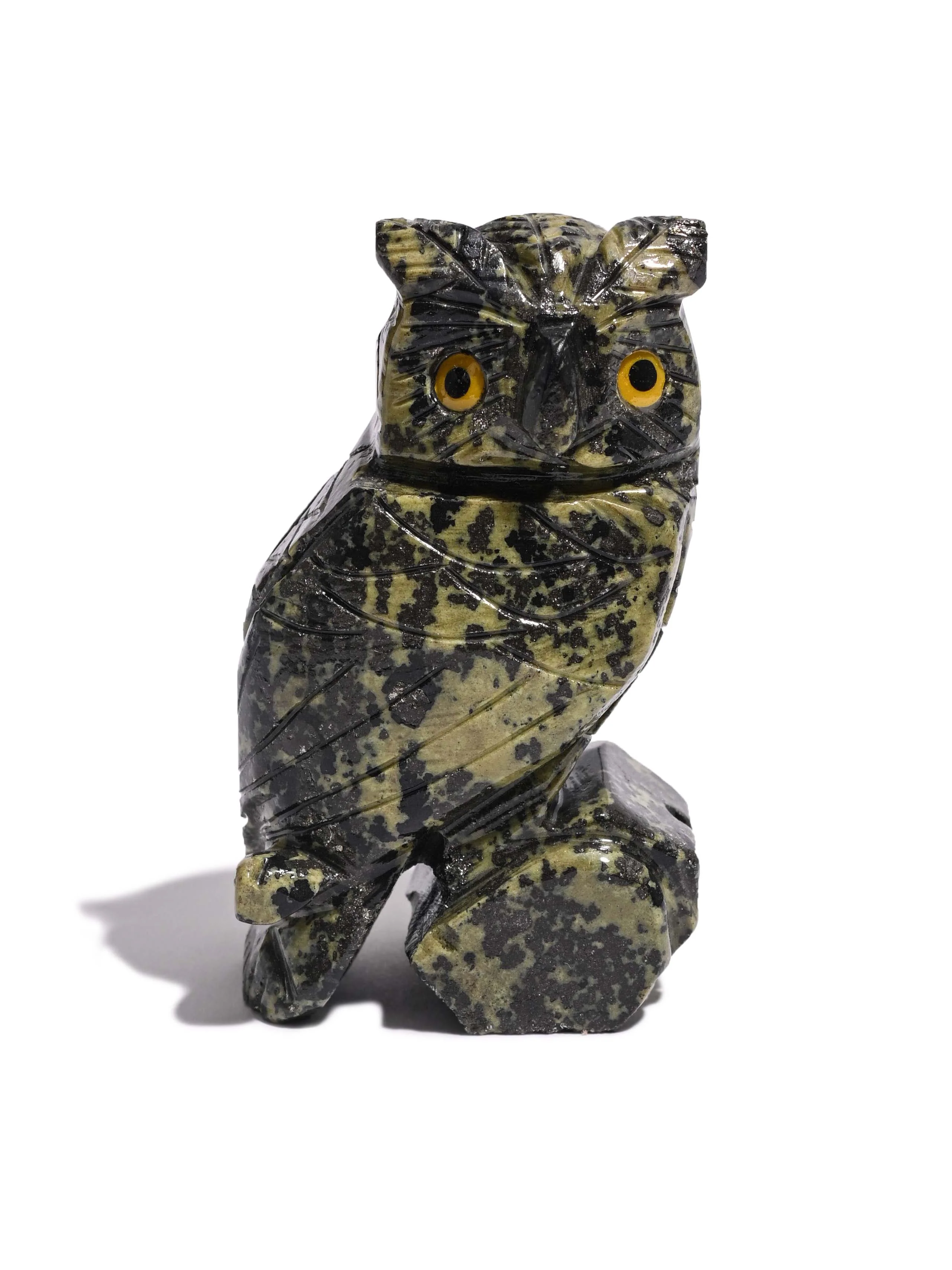 Serpentine Owl Carving - Image 4