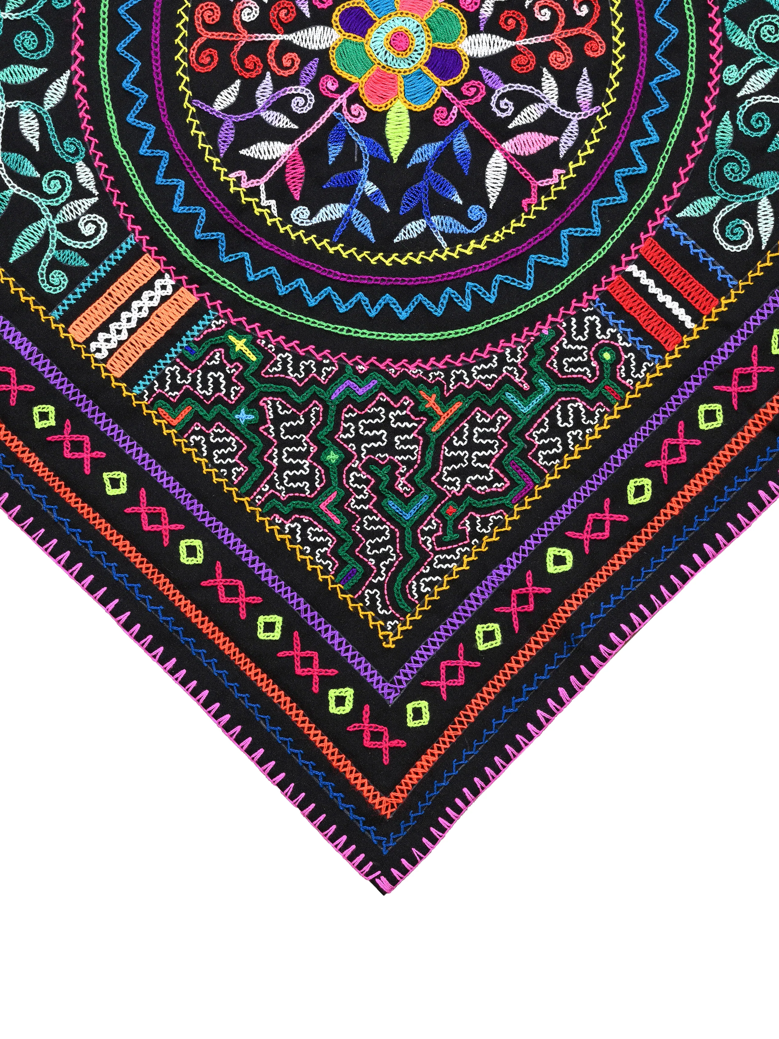 Shipibo Embroidery Cloth - Large - Image 3