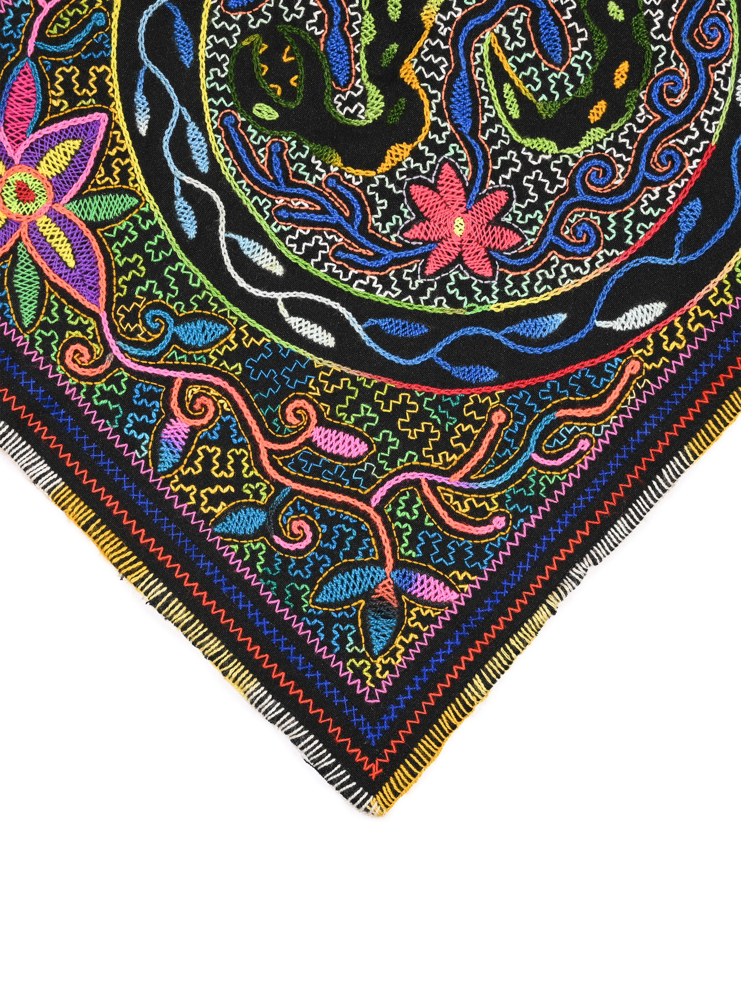 Shipibo Embroidery Cloth - Medium - Image 2