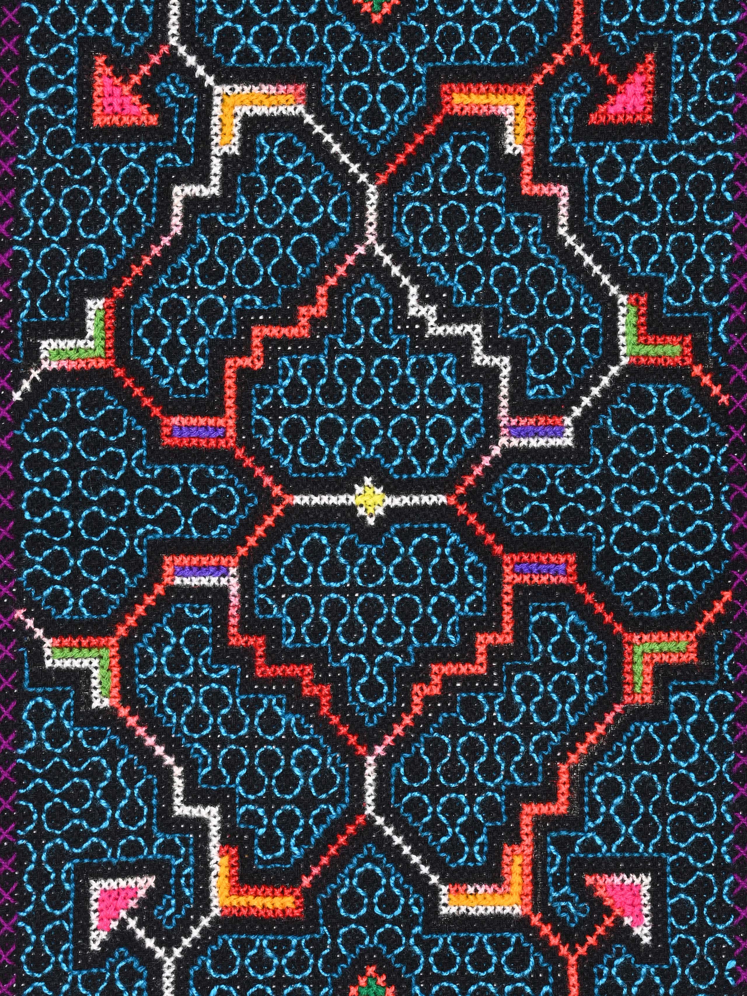 Shipibo Embroidery Cloth - Mini - Image 2