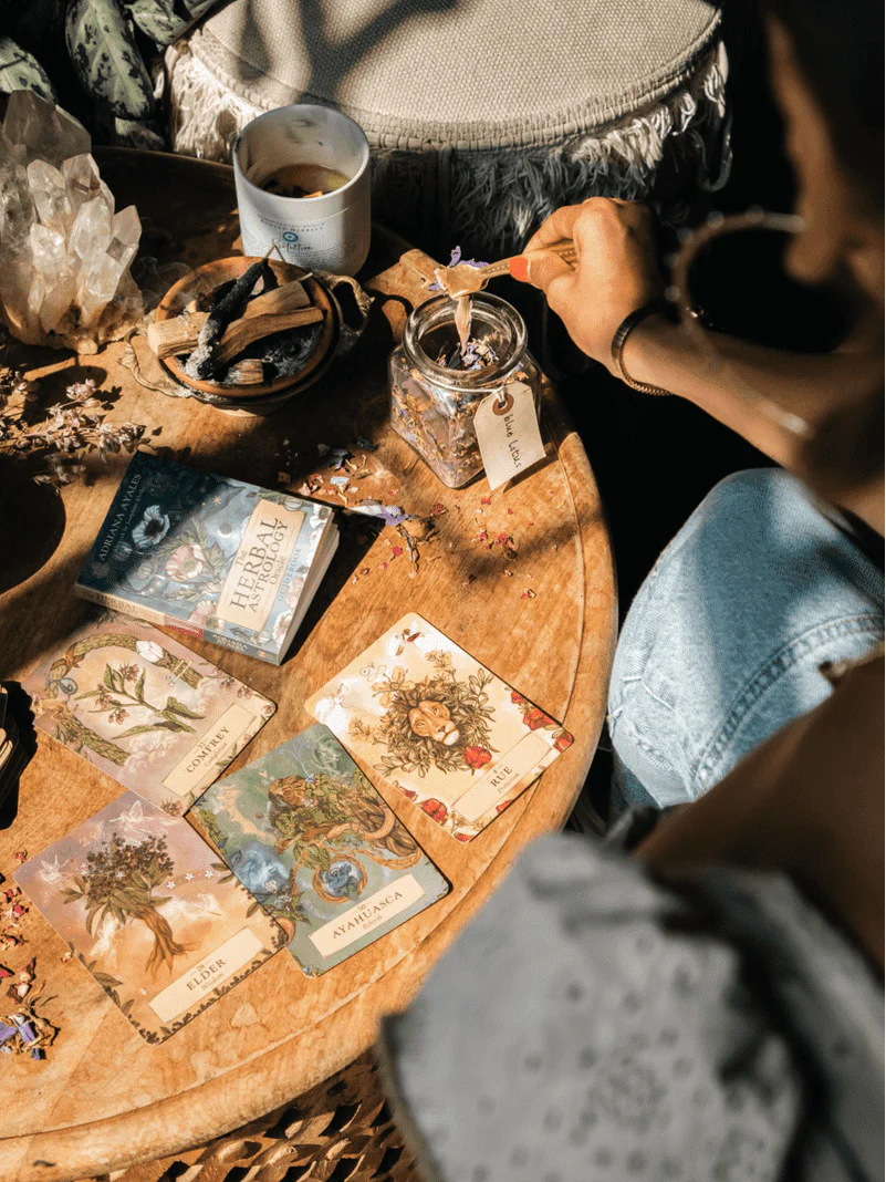 The Herbal Astrology Oracle Deck - Image 11