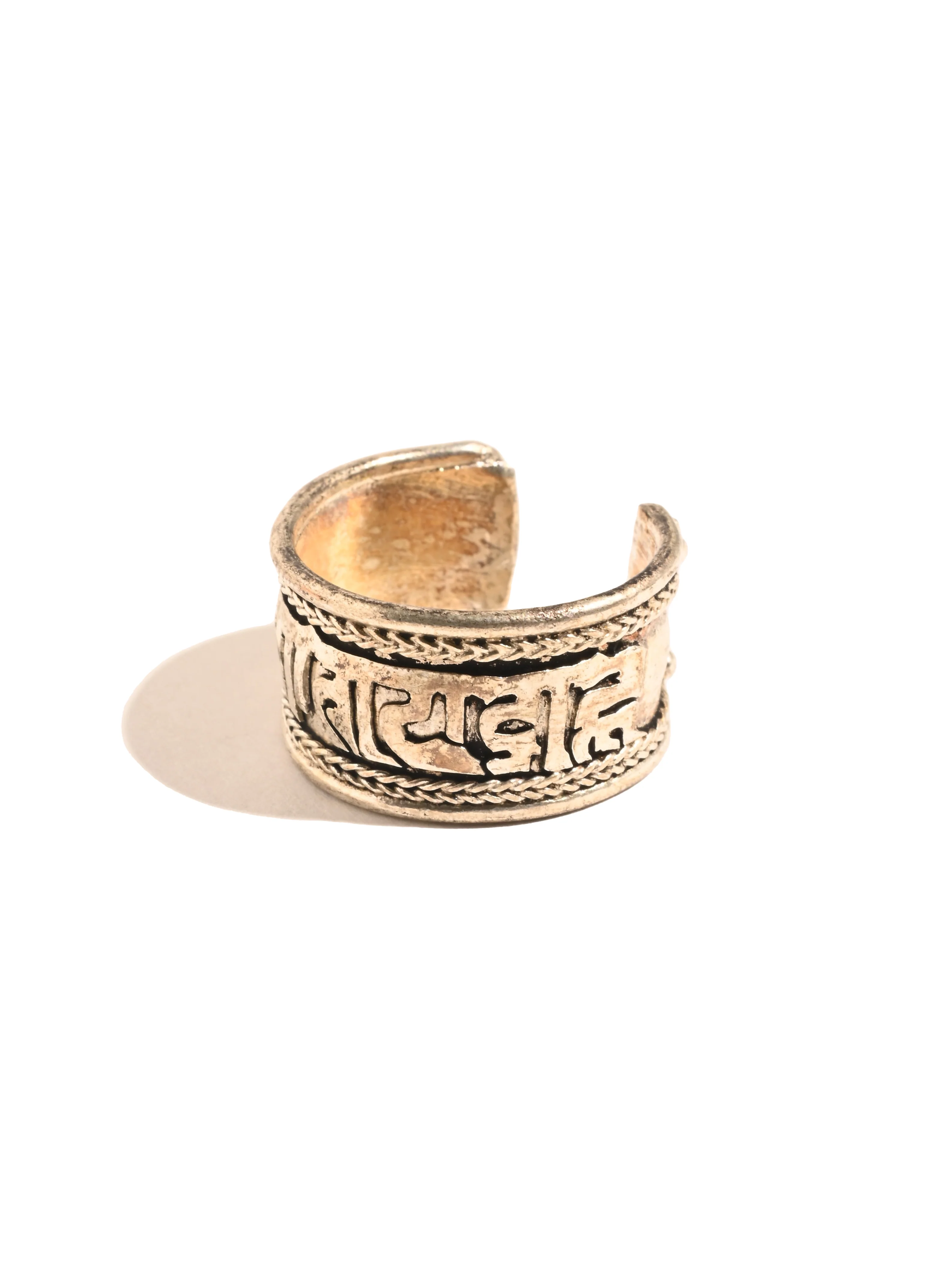 Tibetan OM Mane Padme Hum Ring - Image 3